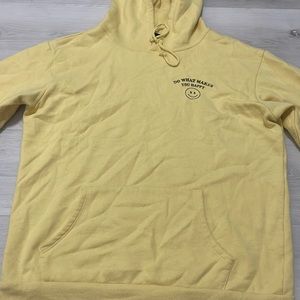 one of my favorite hoodies but it doesnt fit right on me no more.